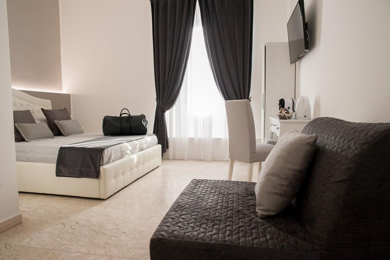 Triple Room,656768400:JPEG
